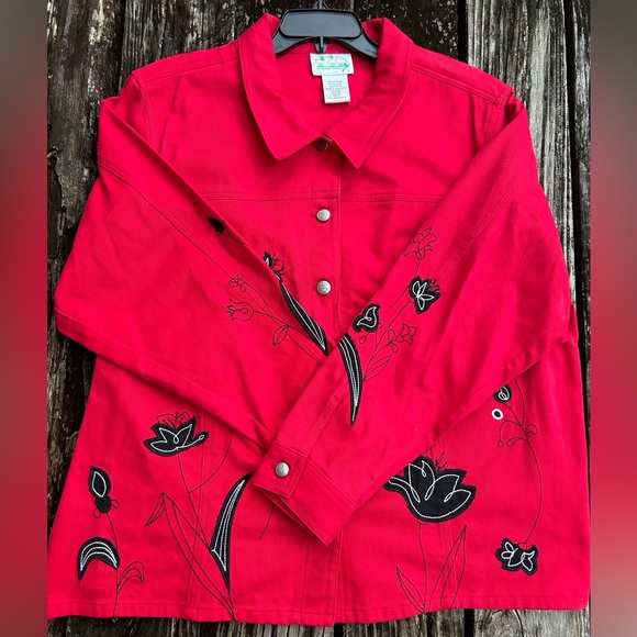 The Quacker Factory Woman's Red Denim Jacket w/ Black Embroidery SZ 2XL C6 - Picture 3 of 7